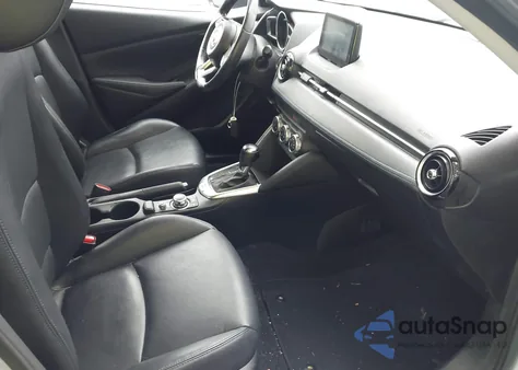 2019 Toyota Yaris Xle из США, поврежденный, VIN 3MYDLBYV3KY525777